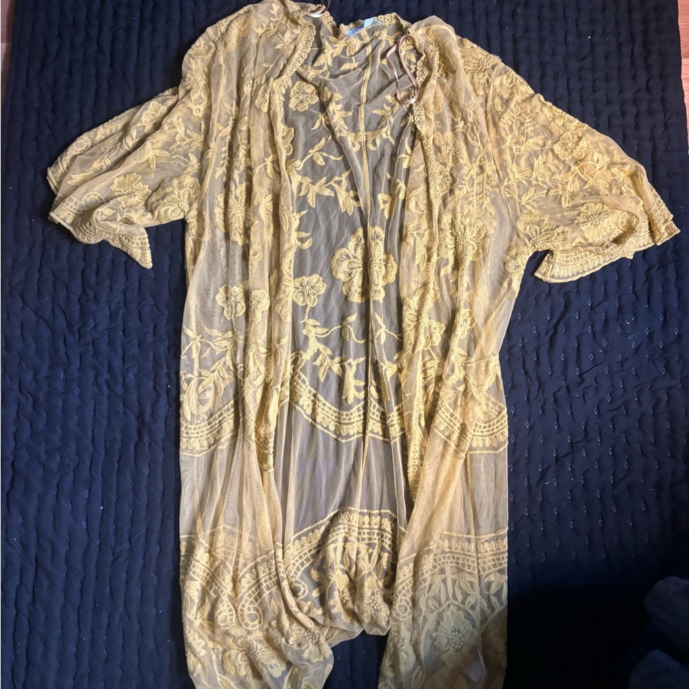Mustard Lace Duster size OS